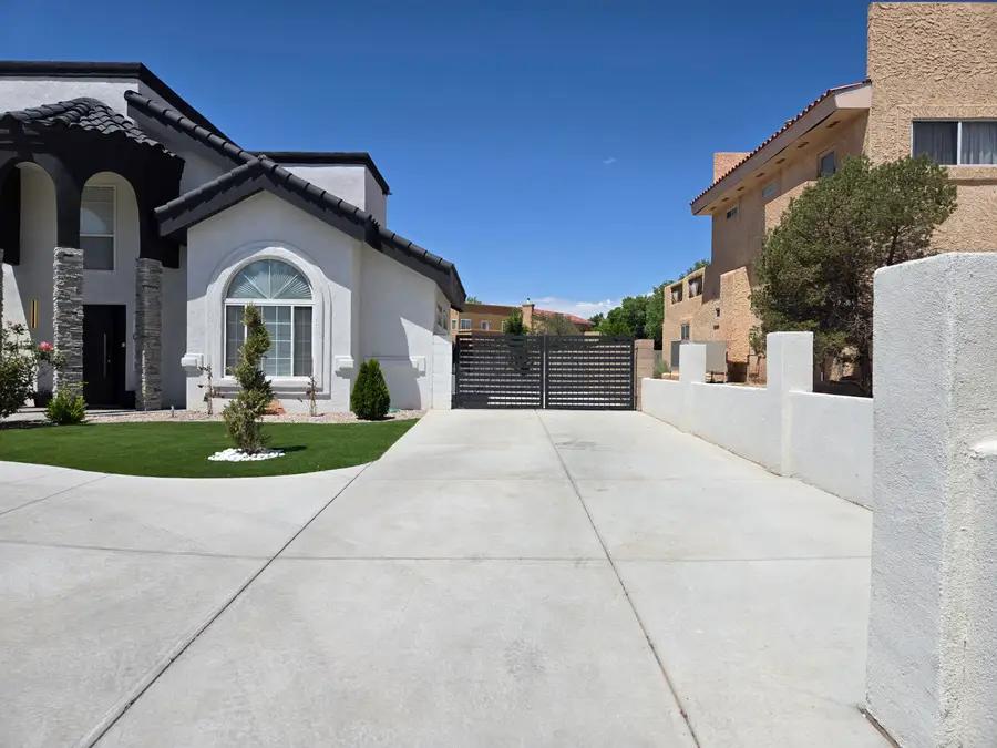 6421 San Ildefonso Drive Nw, Albuquerque, NM 87120 - #3