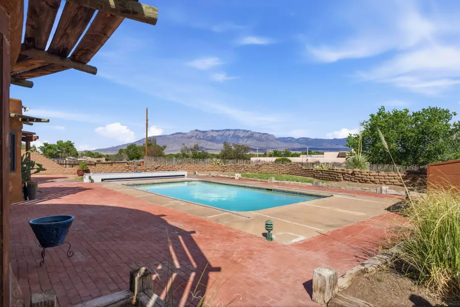 159 El Rey Drive Nw, Corrales, NM 87048 - #2