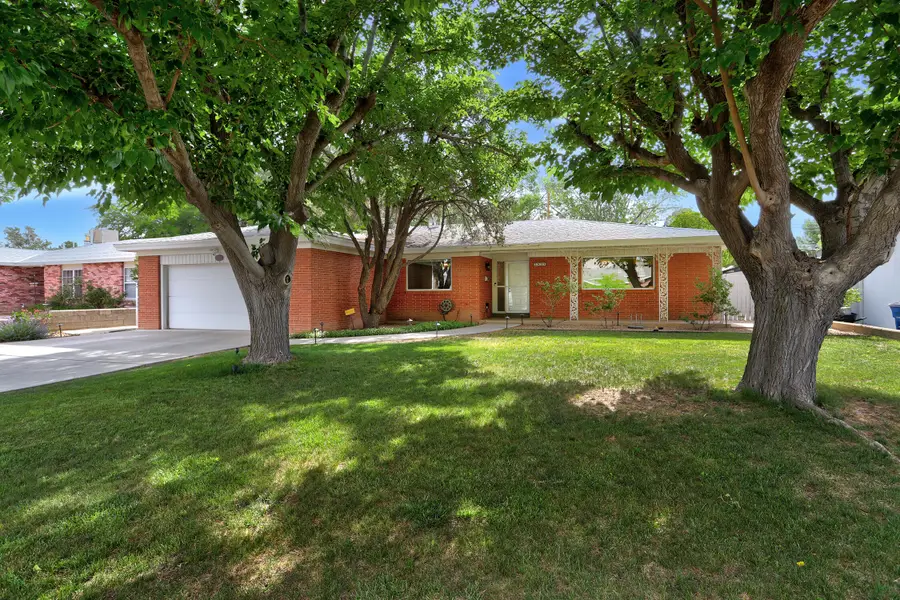 2808 Charleston Street Ne, Albuquerque, NM 87110 - #2