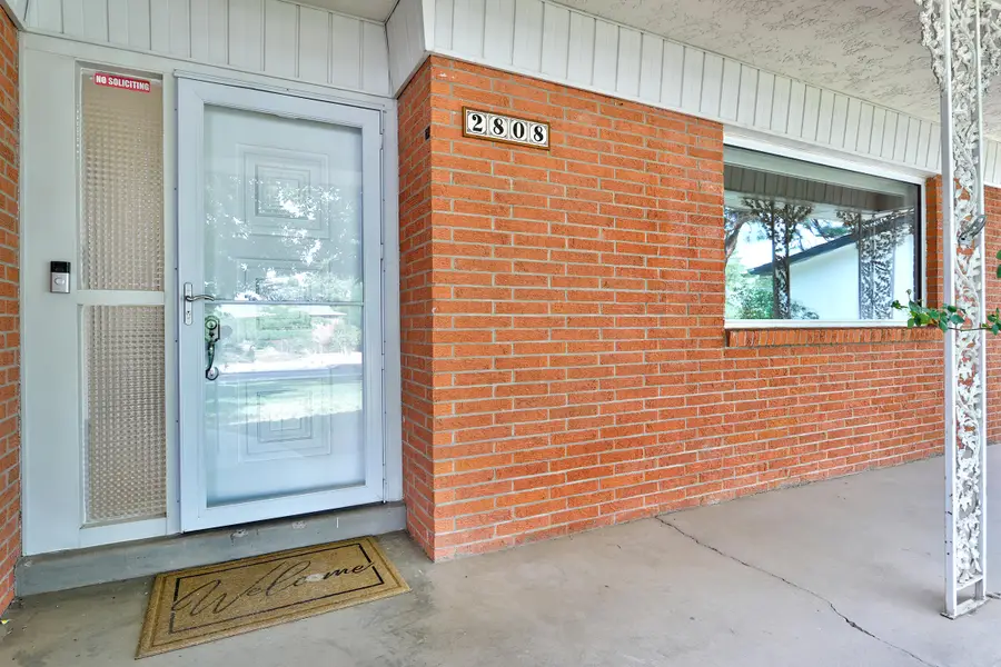 2808 Charleston Street Ne, Albuquerque, NM 87110 - #3