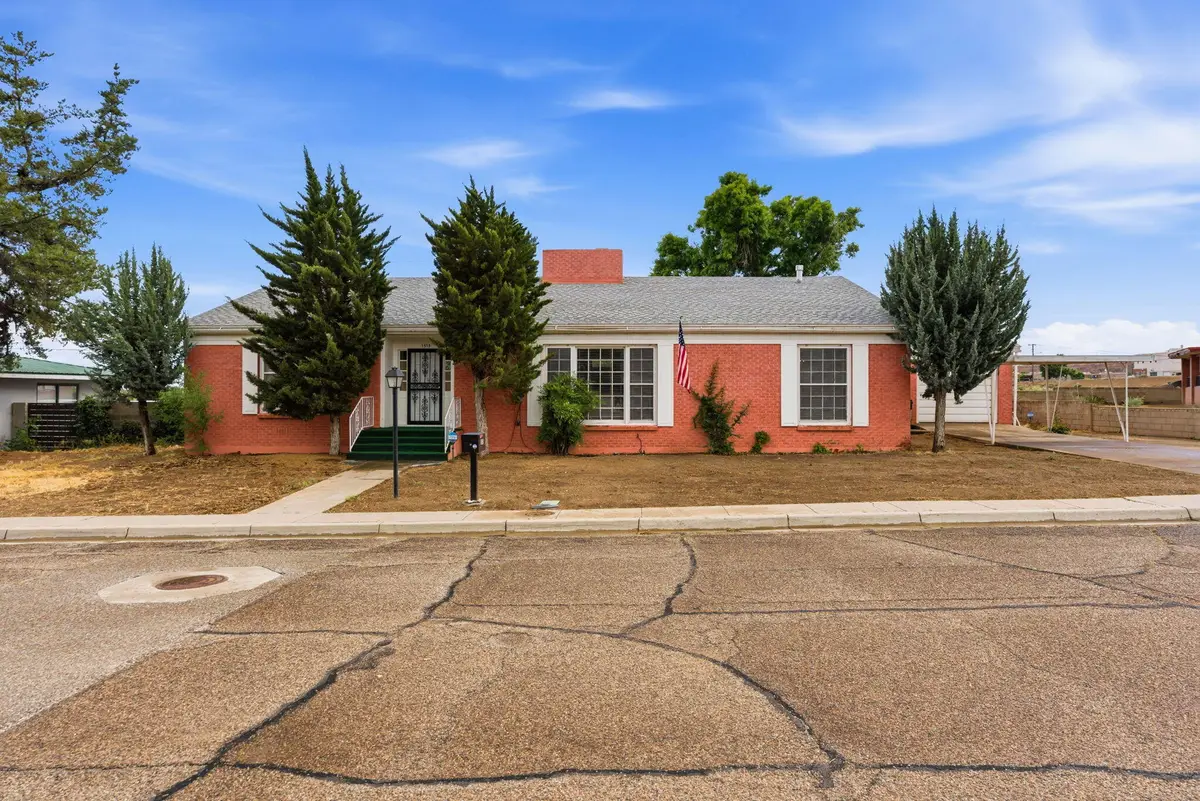 1515 W Reinken Avenue, Belen, NM 87002 - #1
