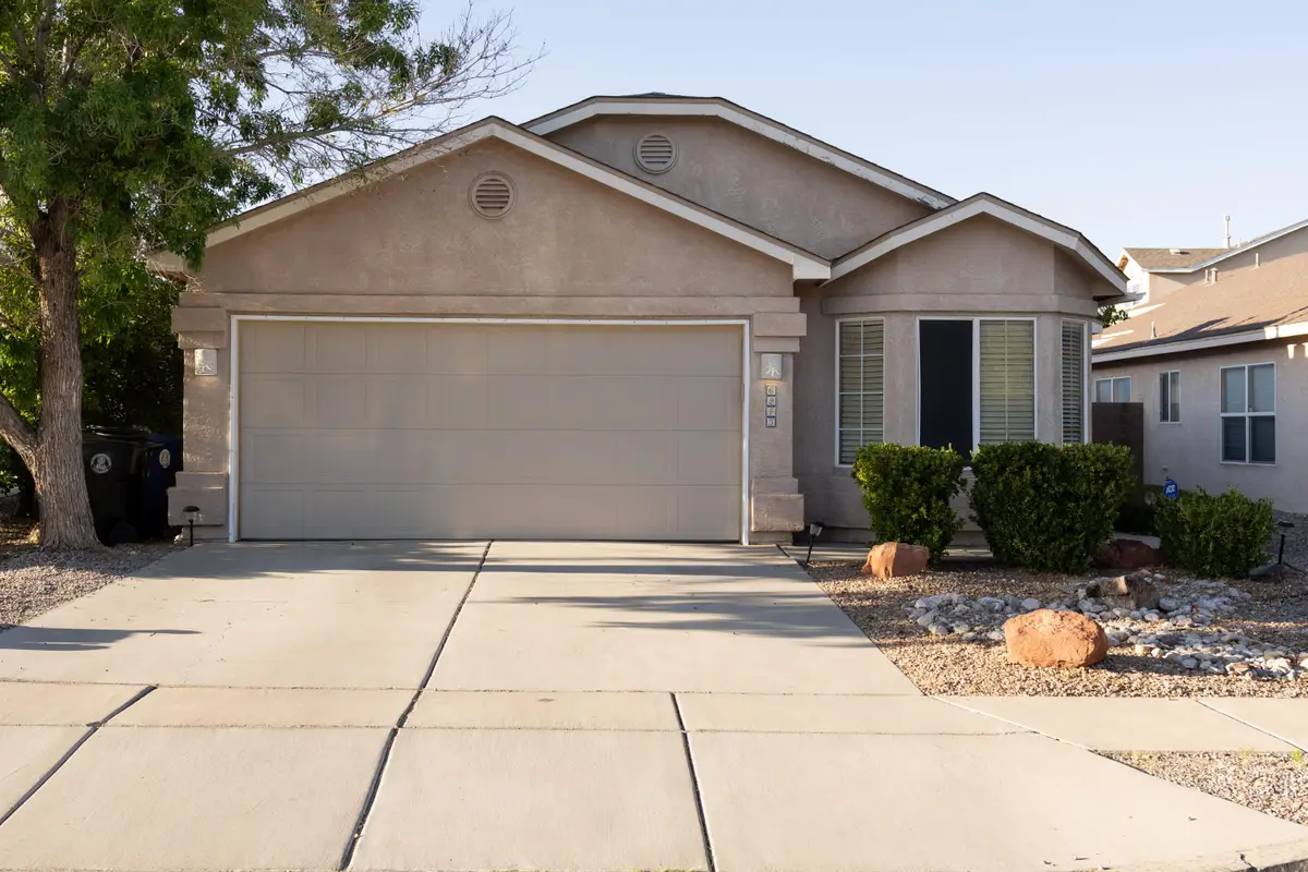 6243 Calle Feliz Nw, Albuquerque, NM 87114 - #1