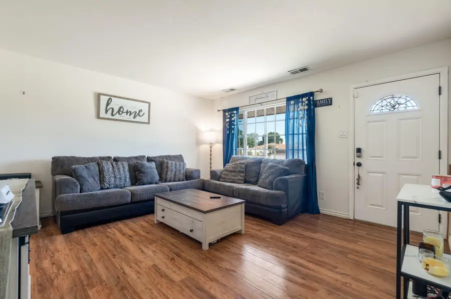 3808 Candelaria Road Ne, Albuquerque, NM 87110 - #2