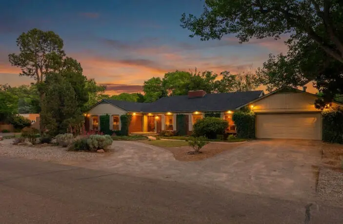 1728 Dietz Place Nw, Los Ranchos De Albuquerque, NM 87107 - #1
