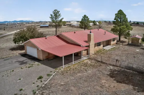 42 Britton Road, Moriarty, NM 87035