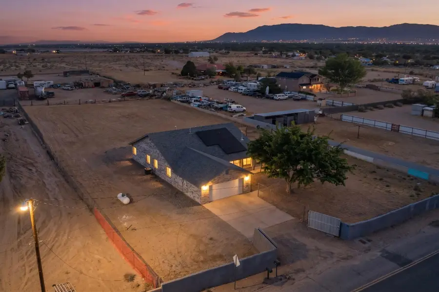 5629 Powers Way Road Sw, Albuquerque, NM 87121 - #3