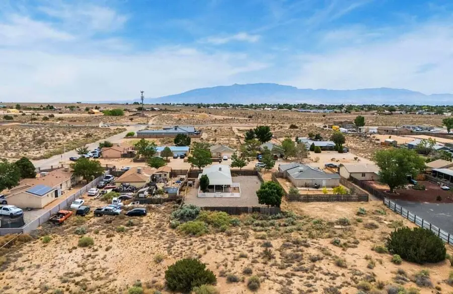 417 1st Street Sw, Rio Rancho, NM 87124 - #2