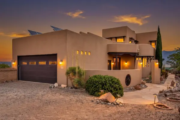 42 Sereno Court, Corrales, NM 87048