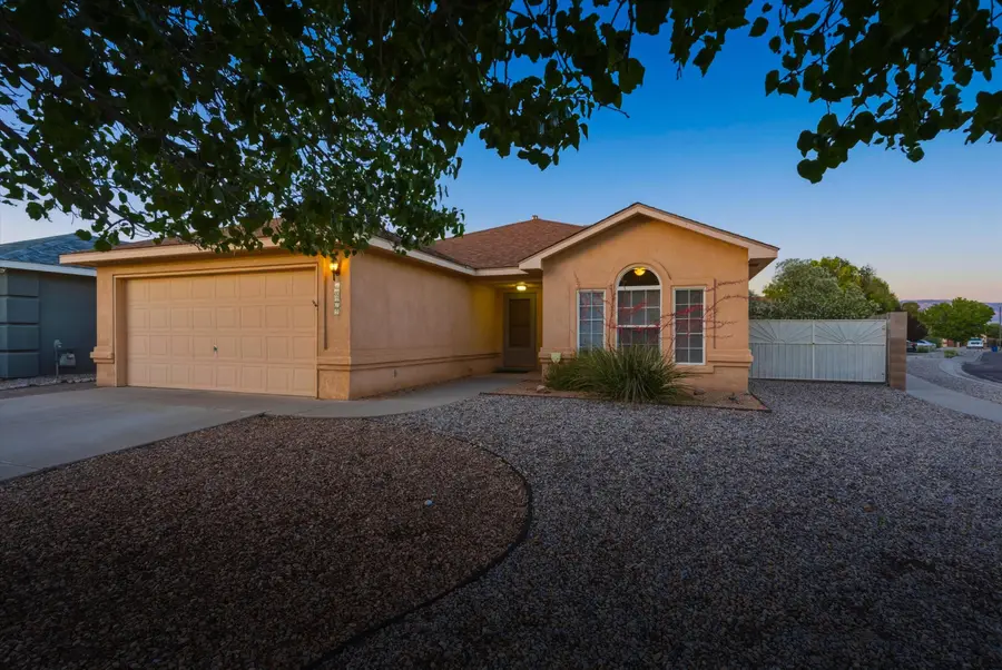 10230 Country Meadows Drive Nw, Albuquerque, NM 87114 - #2