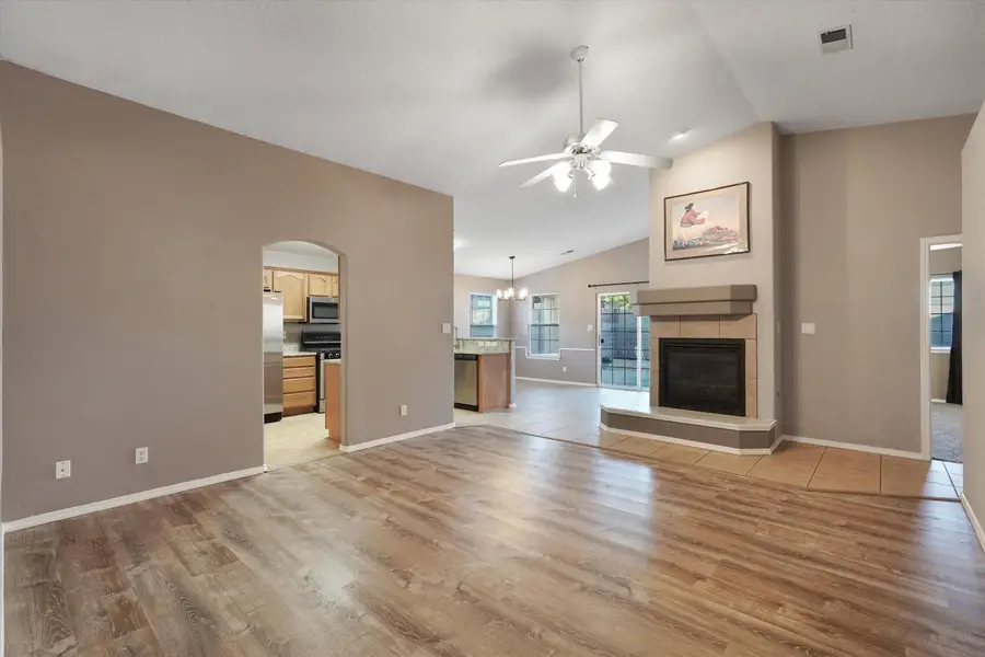 10230 Country Meadows Drive Nw, Albuquerque, NM 87114 - #3