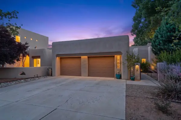 2642 Aloysia Lane Nw, Albuquerque, NM 87104