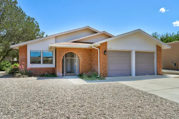 5408 Camino Montano Ne, Albuquerque, NM 87111