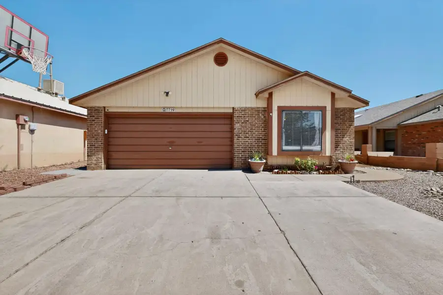7719 San Augustine Street Nw, Albuquerque, NM 87120 - #2
