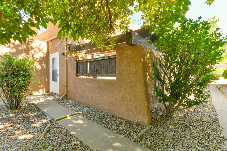 8436 Chambers Court Ne # 18C, Albuquerque, NM 87111 - #3