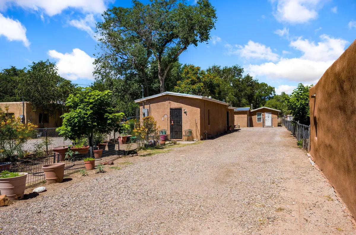 7703 Guadalupe Trail Nw, Los Ranchos De Albuquerque, NM 87107 - #1