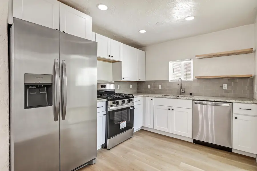 478 60th Street Nw, Albuquerque, NM 87105 - #3