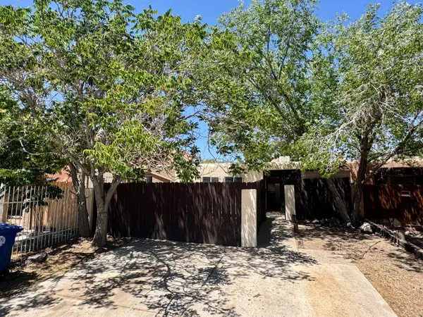 234 La Vida Nueva Del Oeste Sw, Albuquerque, NM 87105