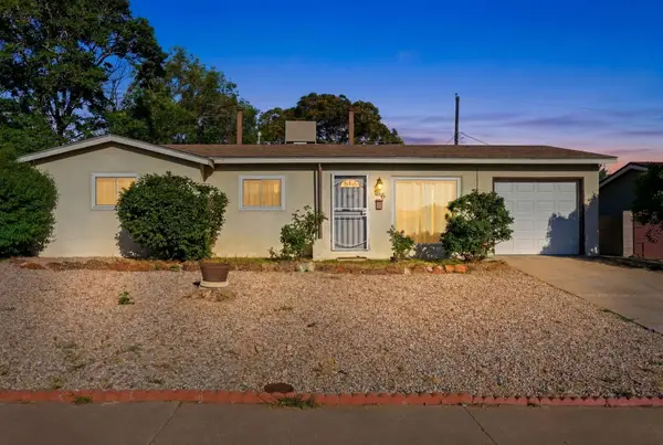 1016 Maxine Street Ne, Albuquerque, NM 87112