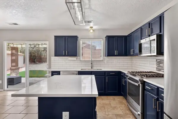 6219 Nueva Espana Road Nw, Albuquerque, NM 87114