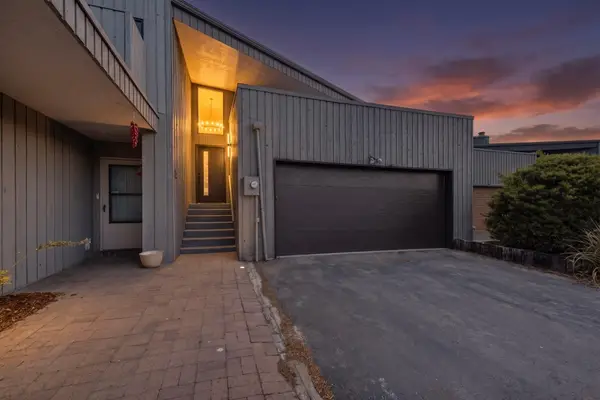 720 Tramway Lane Ne #18, Albuquerque, NM 87122