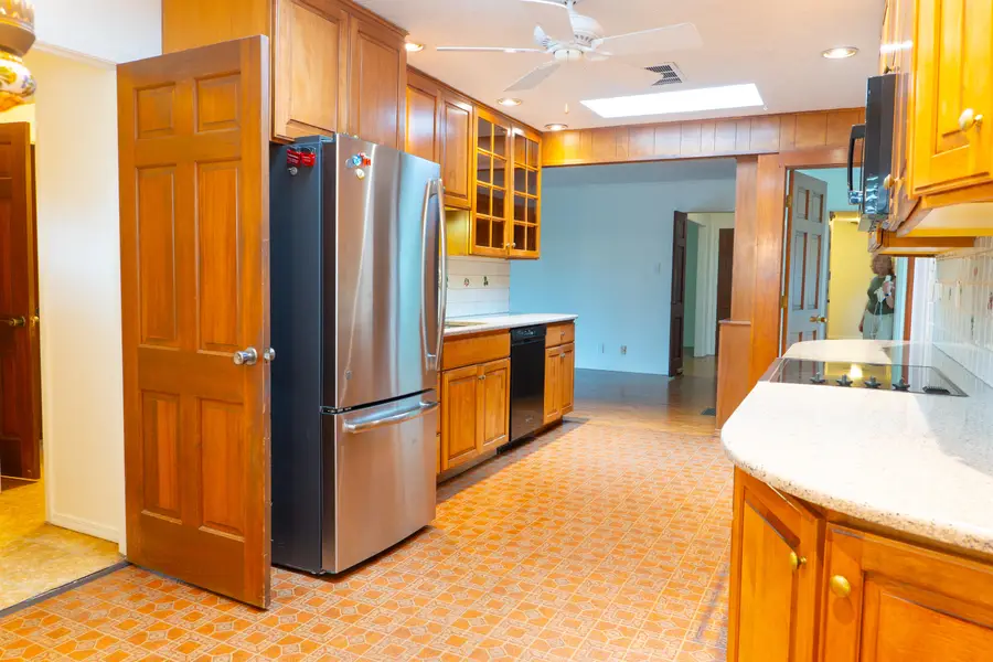 7704 Spring Avenue Ne, Albuquerque, NM 87110 - #3