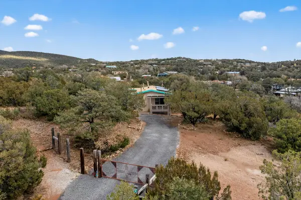9 Mikes Place, Sandia Park, NM 87047