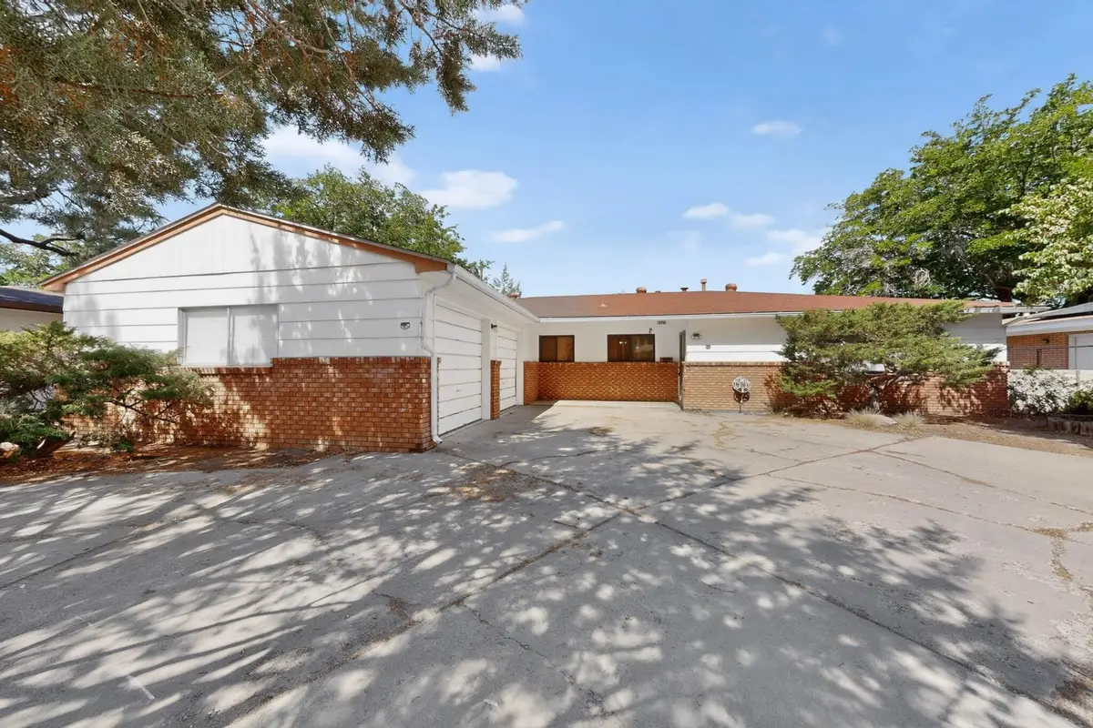 2825 Las Cruces Road Ne, Albuquerque, NM 87110 - #1