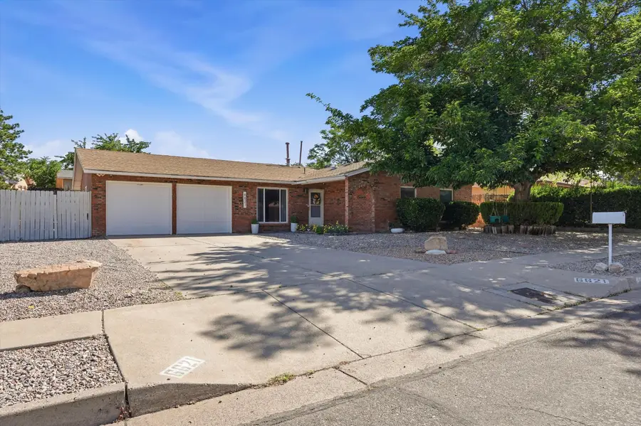 6621 Hensch Avenue Ne, Albuquerque, NM 87109 - #3