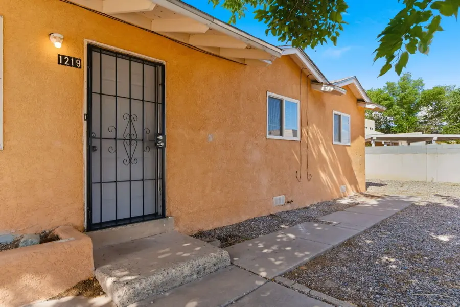 1219 Aztec Road Nw, Albuquerque, NM 87107 - #3