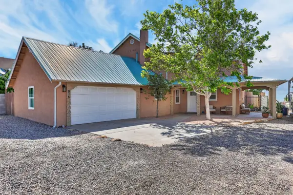 816 Acapulco Road Ne, Rio Rancho, NM 87144