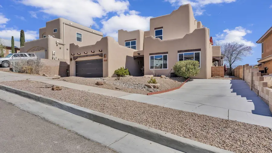 9816 Buckeye Street Nw, Albuquerque, NM 87114 - #3