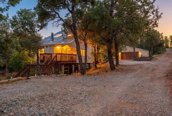 36 Sandia Park Lane, Sandia Park, NM 87047
