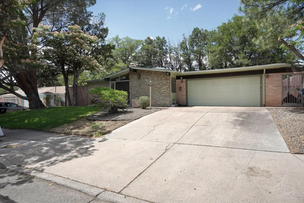 11501 Golden Gate Avenue Ne, Albuquerque, NM 87111 - #1