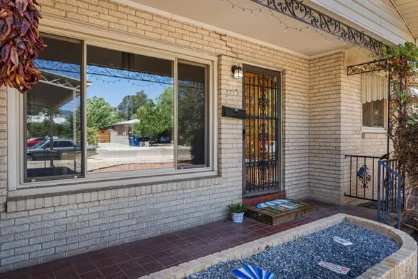 2713 Valencia Drive Ne, Albuquerque, NM 87110