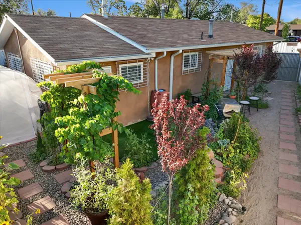 1536 Mora Road Sw, Albuquerque, NM 87105
