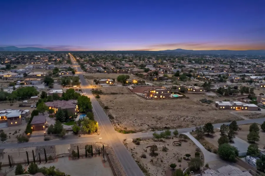 8241 San Diego Avenue Ne, Albuquerque, NM 87122 - #2