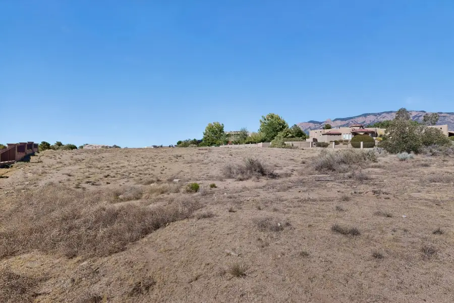 8241 San Diego Avenue Ne, Albuquerque, NM 87122 - #3