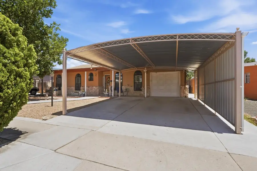 732 Grace Street Ne, Albuquerque, NM 87123 - #2