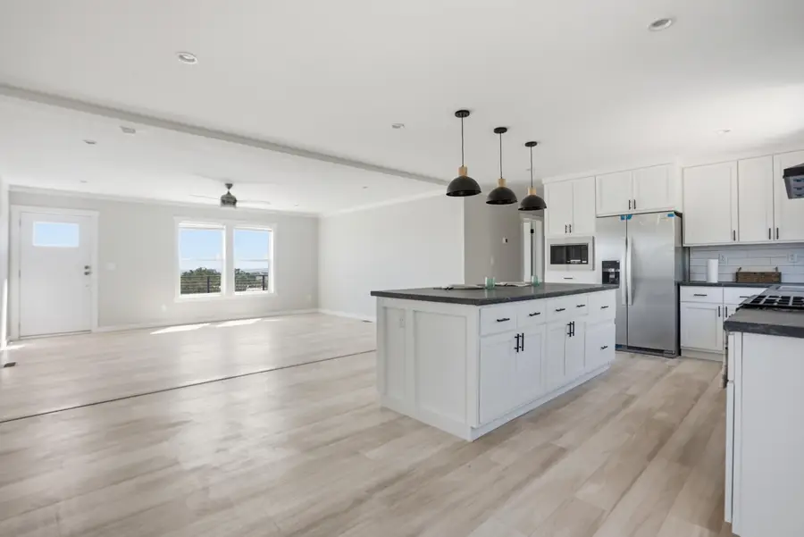 56 Thomas Road, Edgewood, NM 87015 - #3