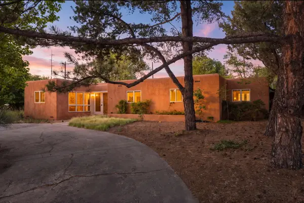 414 Vassar Drive Ne, Albuquerque, NM 87106