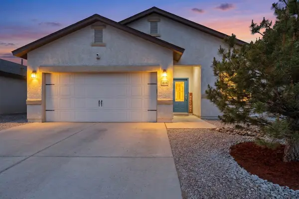 1818 Buckskin Loop Ne, Rio Rancho, NM 87144
