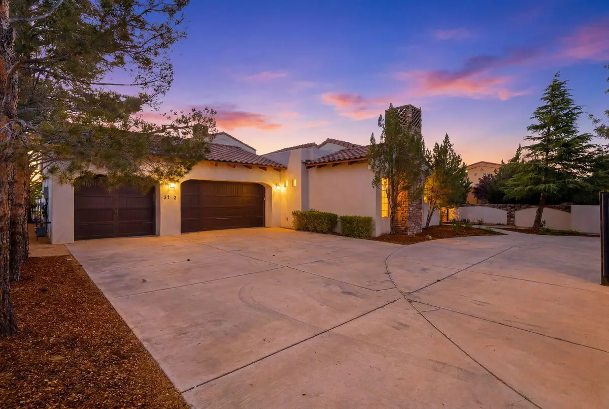 3723 Alamogordo Drive Nw, Albuquerque, NM 87120 - #1