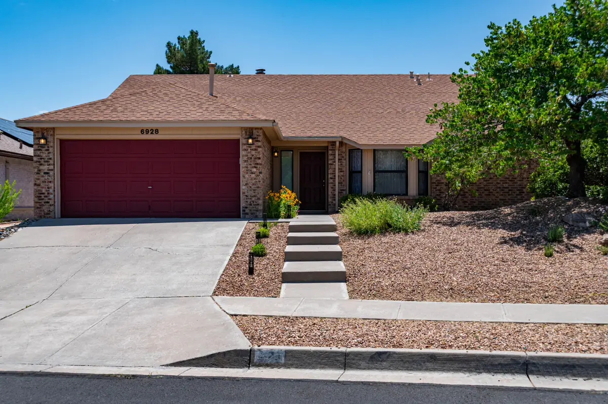 6928 Lamar Avenue Nw, Albuquerque, NM 87120 - #1