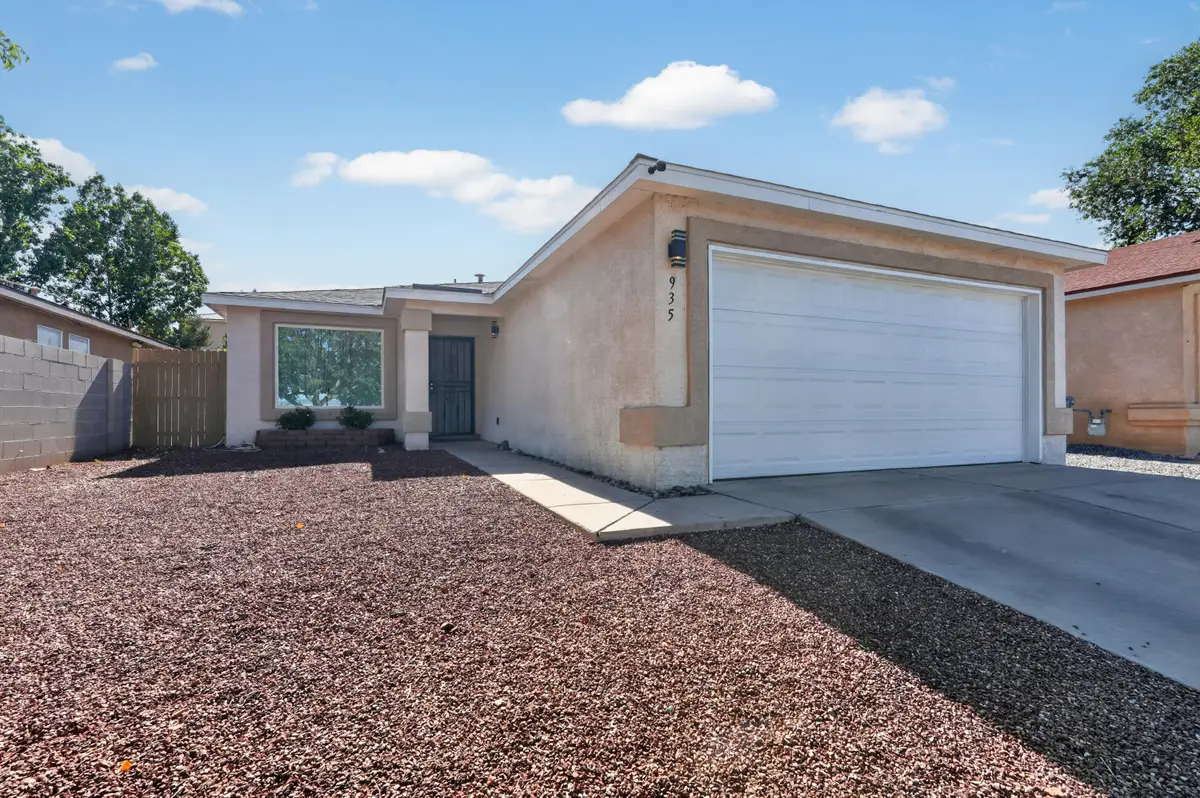 935 Peacock Drive Sw, Albuquerque, NM 87121 - #1