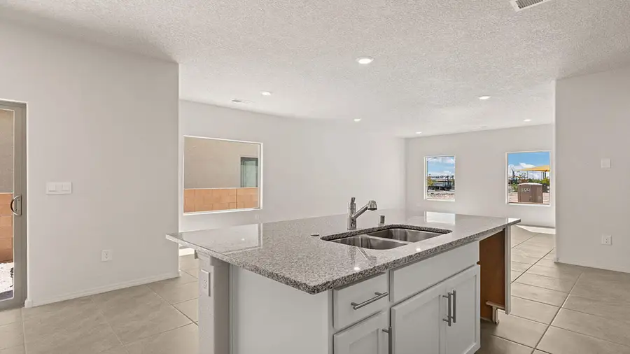 6044 Gilpin Drive Se, Albuquerque, NM 87106 - #3
