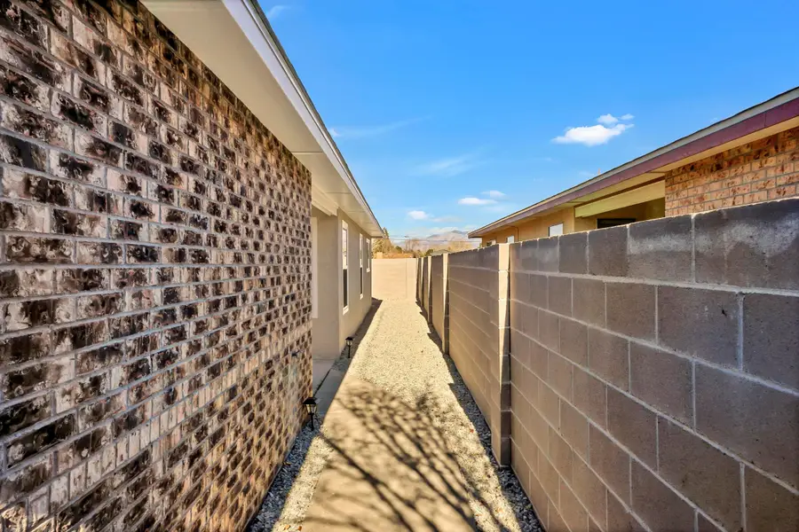 5216 Bogart Street Nw, Albuquerque, NM 87120 - #2