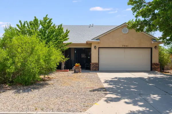 7541 Mackenzie Drive Ne, Rio Rancho, NM 87144