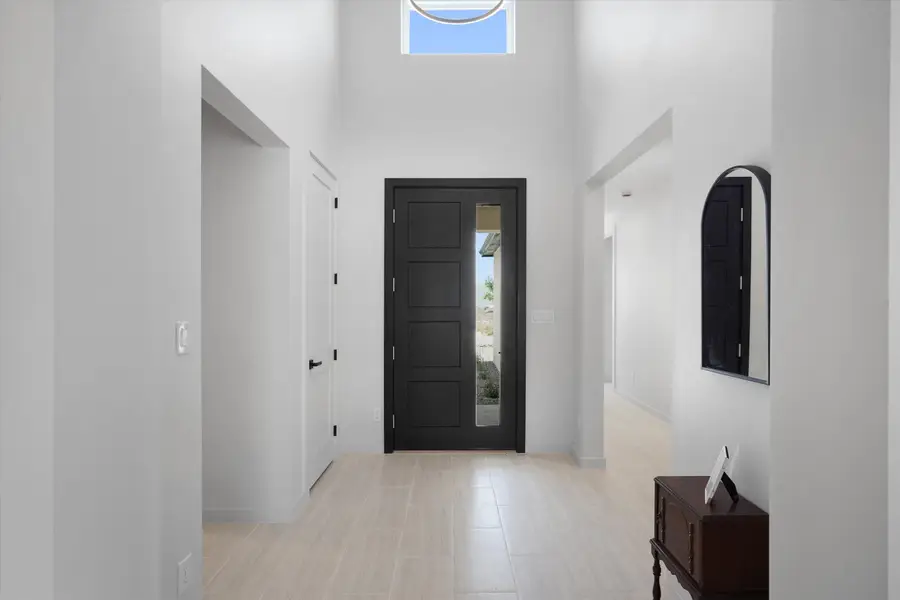 721 10th Avenue Ne, Rio Rancho, NM 87124 - #3