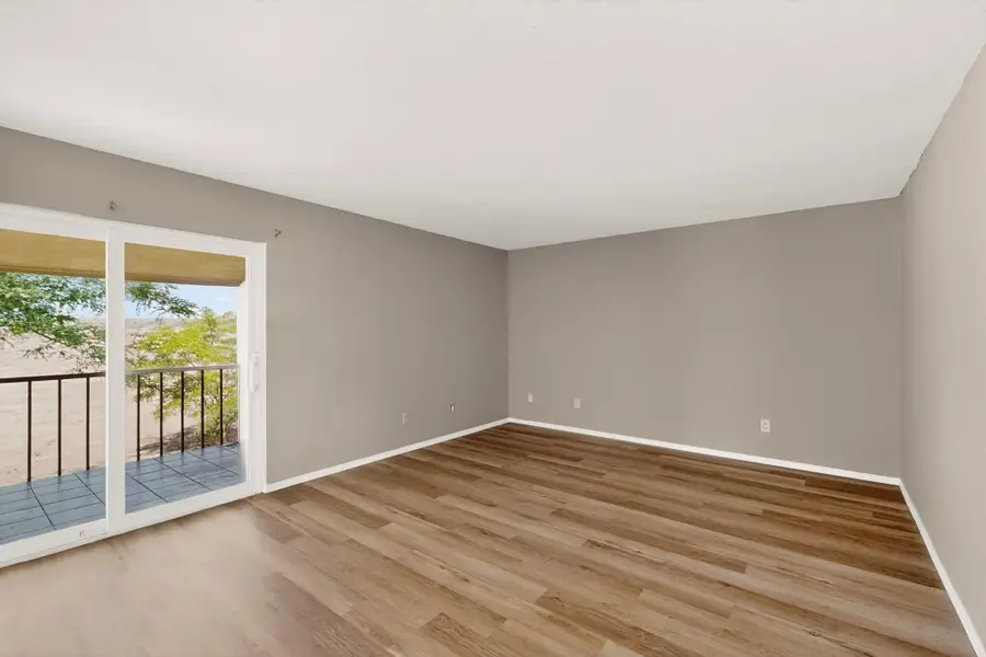 915 Country Club Drive Se #APT H, Rio Rancho, NM 87124 - #3