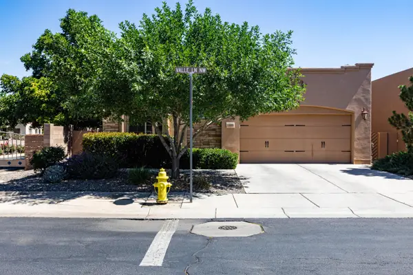 1309 Valle Lane Nw, Albuquerque, NM 87107